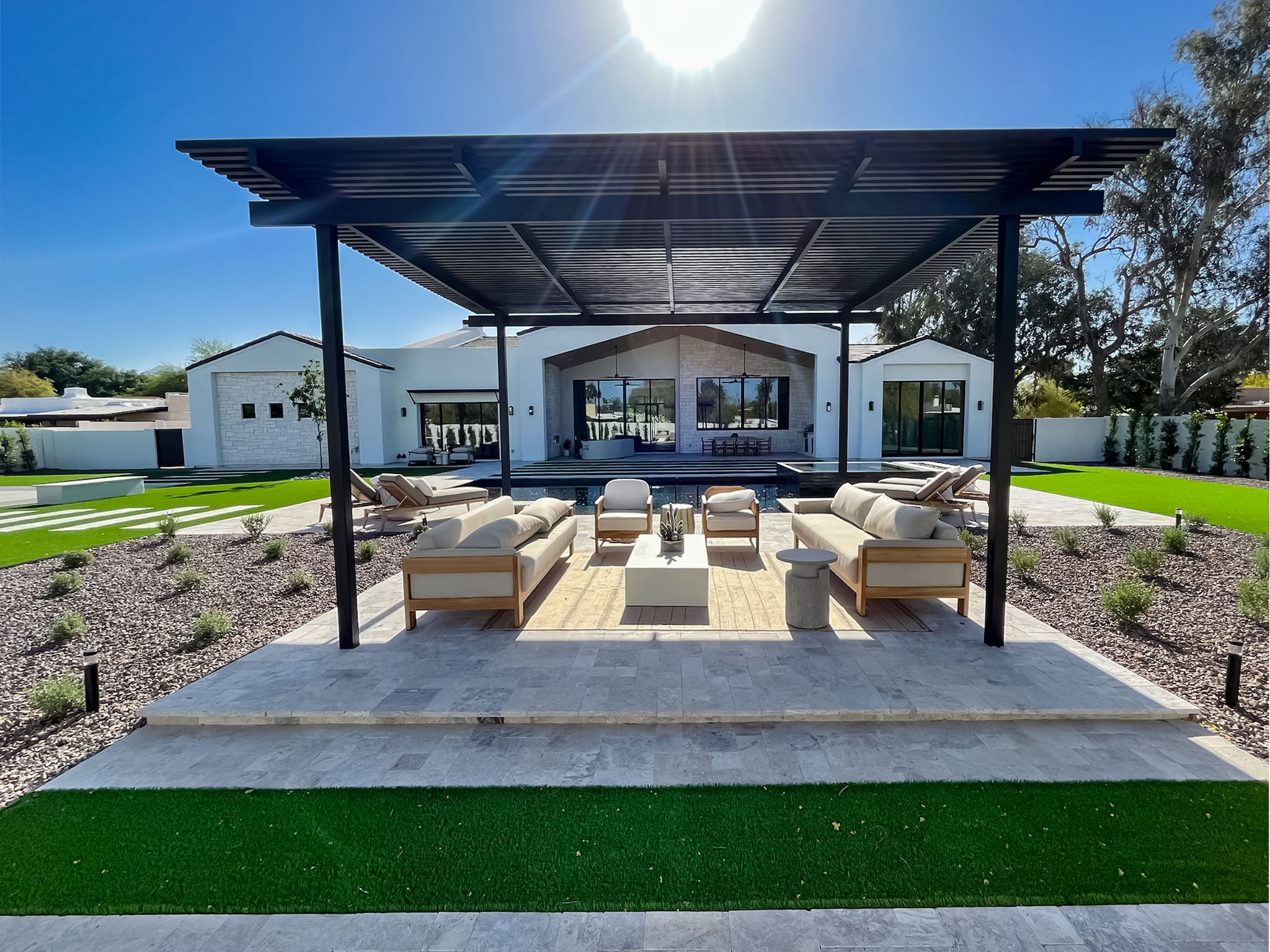 luxury-outdoor-seating-pergola-and-travertine-patio